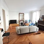 Hostnfly Apartments - Beautiful Bright Flat Near Montmartre